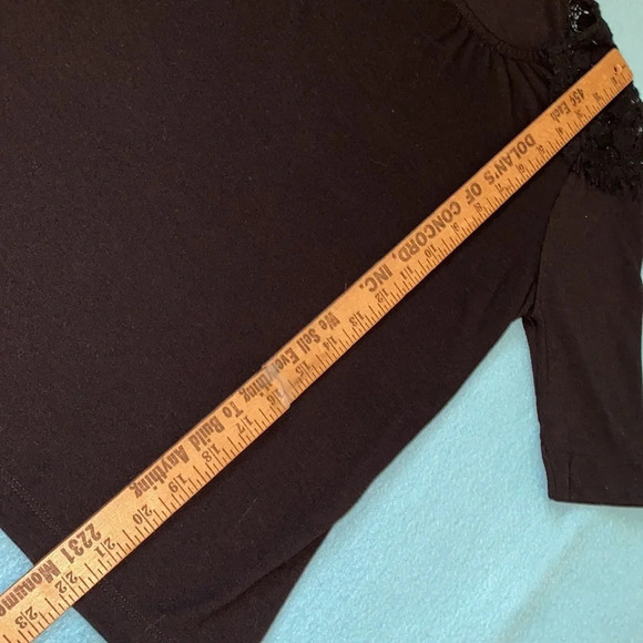 BONGO lace shoulder details black stretchy short sleeve top size S - Picture 7 of 9